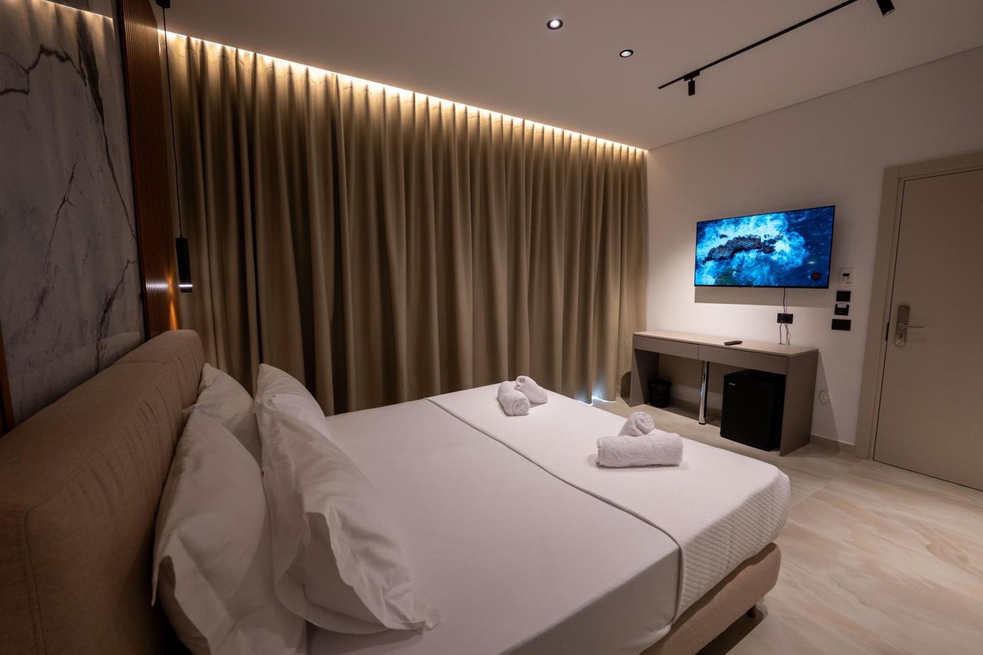 Litan Hotel ซารานเดอ ภายนอก รูปภาพ