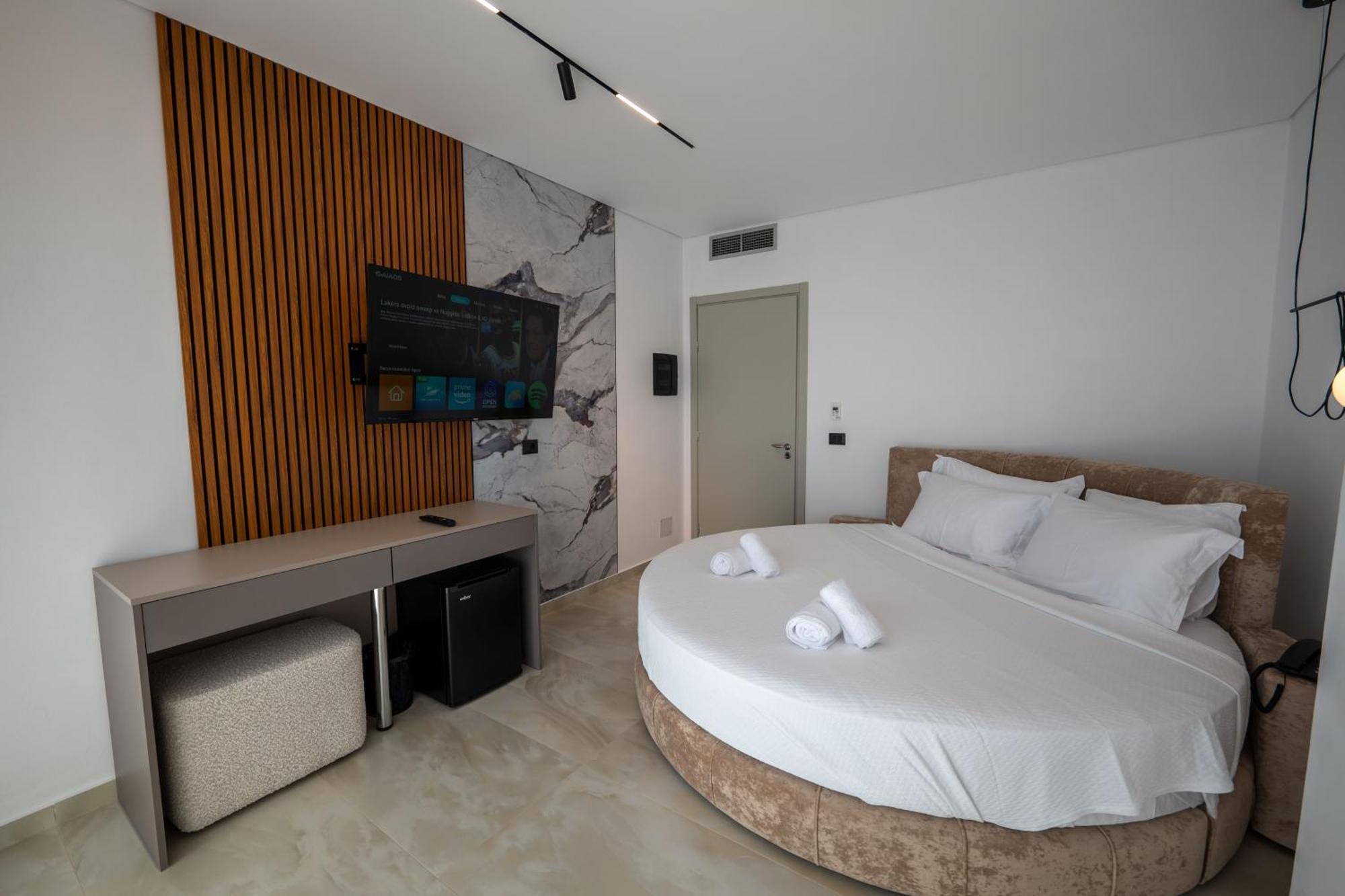 Litan Hotel ซารานเดอ ภายนอก รูปภาพ