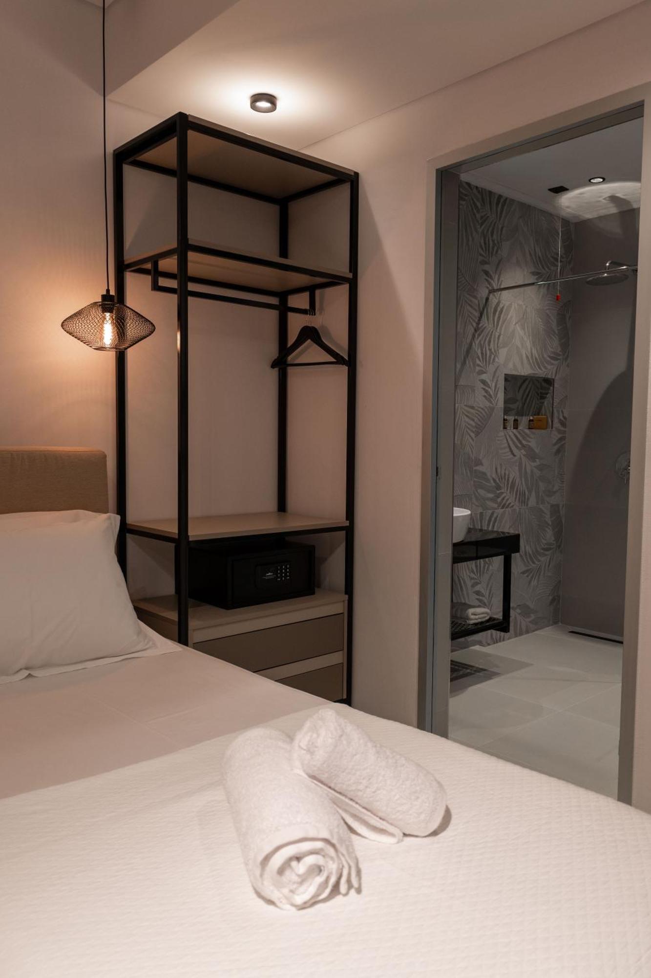 Litan Hotel ซารานเดอ ภายนอก รูปภาพ