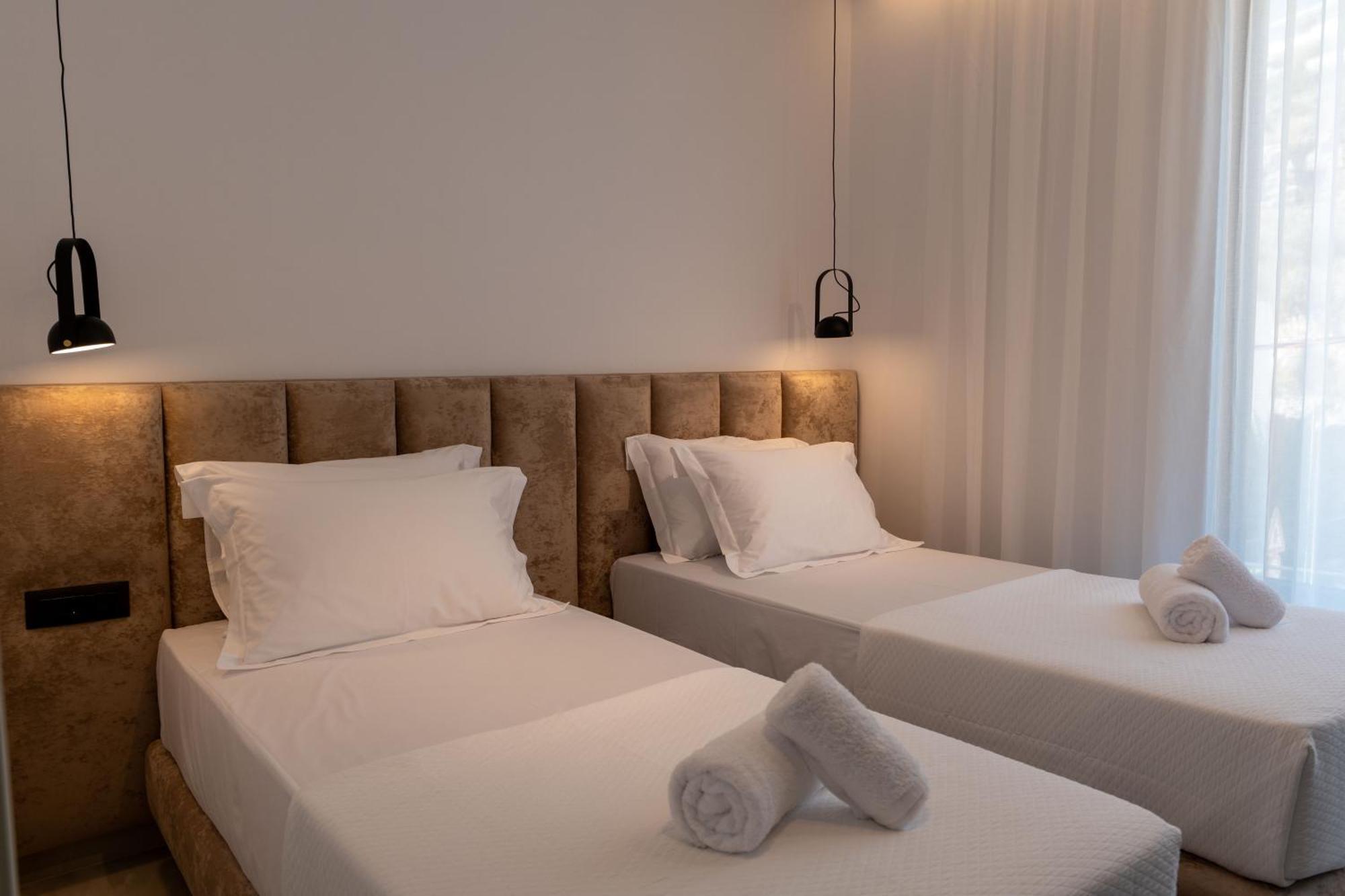 Litan Hotel ซารานเดอ ภายนอก รูปภาพ
