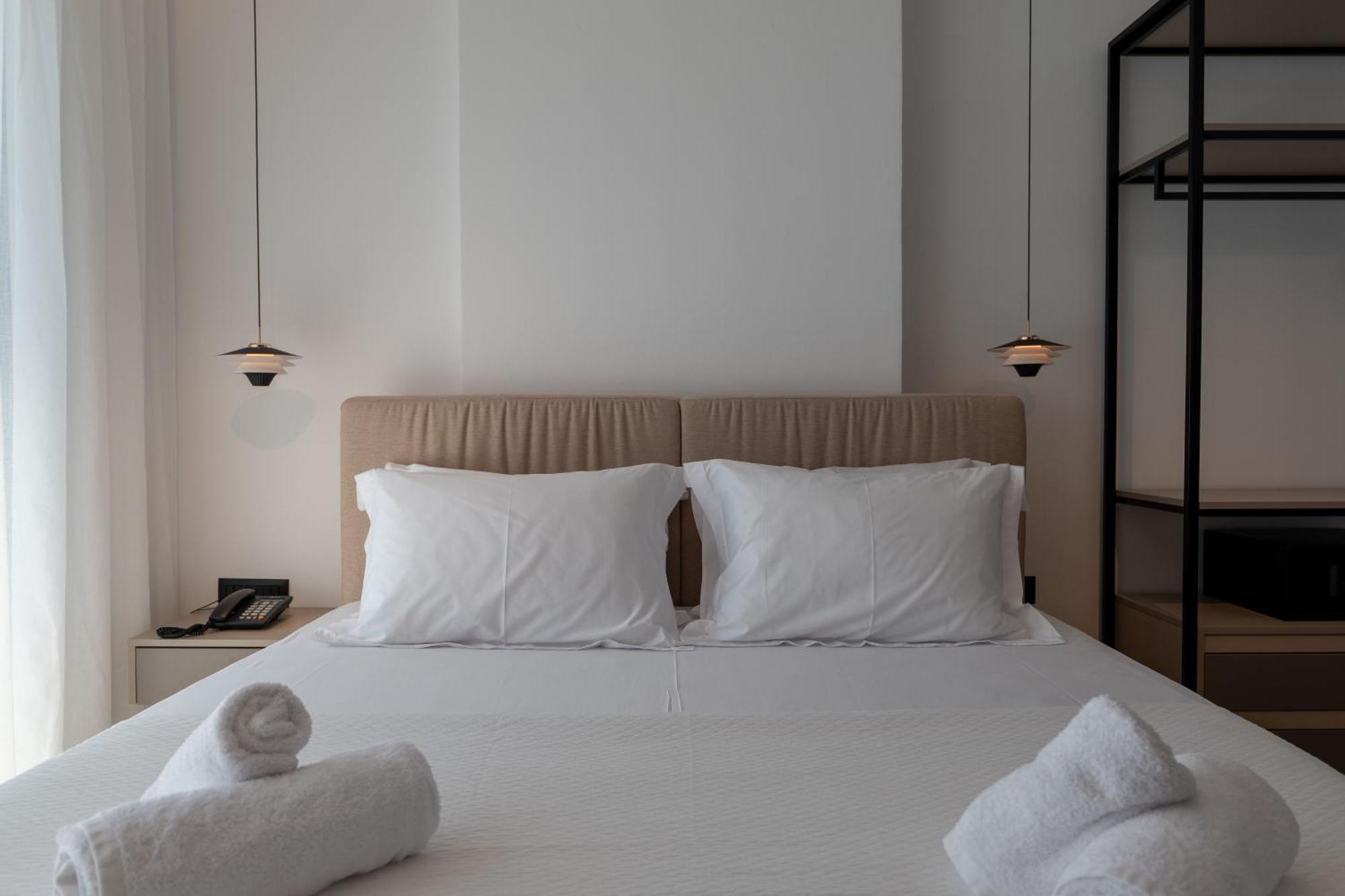 Litan Hotel ซารานเดอ ภายนอก รูปภาพ